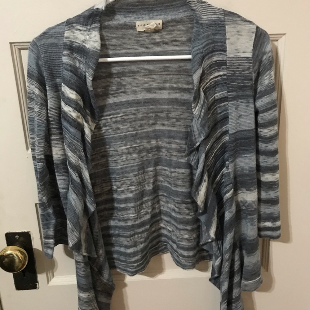 Bluish gray striped cardigan, size ps
